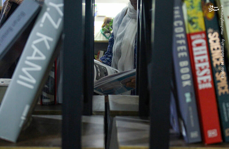 عکس/ نمایشگاه بینالمللی کتاب به روز دهم رسید