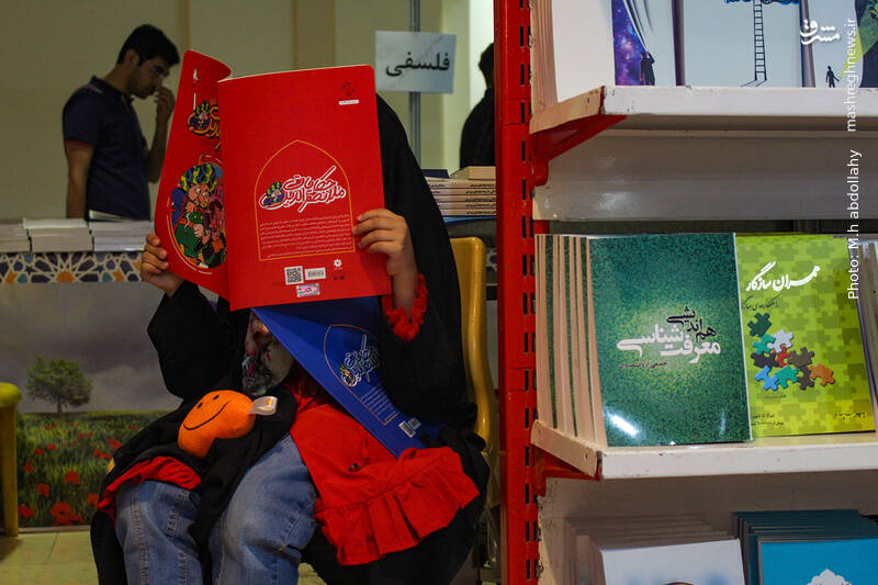 عکس/ نمایشگاه بینالمللی کتاب به روز دهم رسید