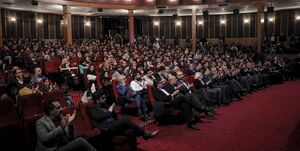 نمایشهای روی صحنه چقدر فروختند؟