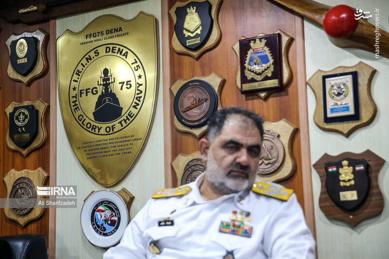 عکس/ استقبال فرمانده نیروی دریایی از دریانوردان ایرانی