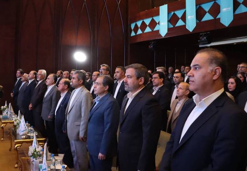 برنامههای عملیاتی سال 1402 بیمه دی در همایش سراسری مدیران در مشهد مقدس تبیین شد 4