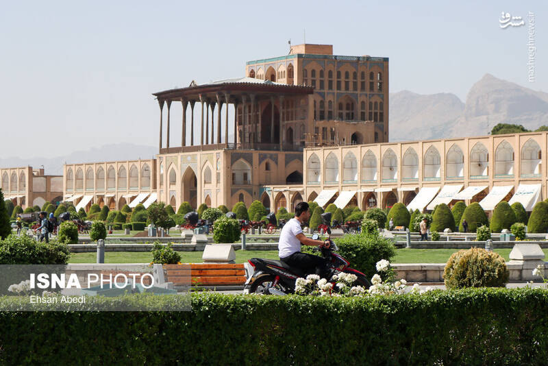 عکس/ میدان نقش جهان یا پیست موتور سواران