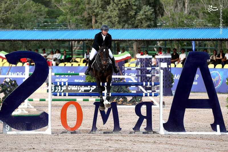 عکس/ مسابقات بین‌المللی پرش با اسب جام آرموس
