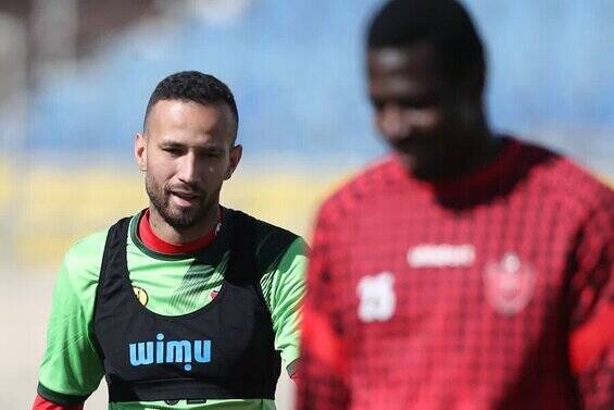 این استقلال به دنبال جبران است/ استفاده از داور خارجی زشت است اما برای این بازی نه!/ خارجیهای پرسپولیس دنبال پول مفت هستند!