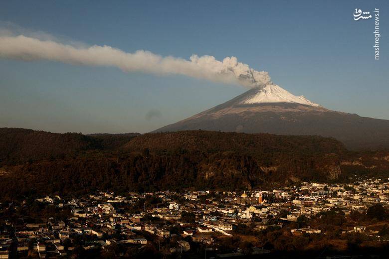 عکس/ فوران آتشفشان پوپوکاتپتل در مکزیک