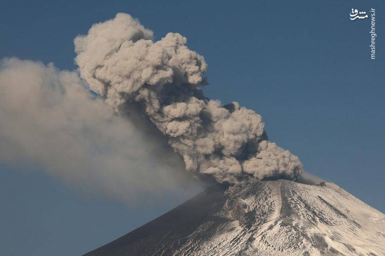 عکس/ فوران آتشفشان پوپوکاتپتل در مکزیک