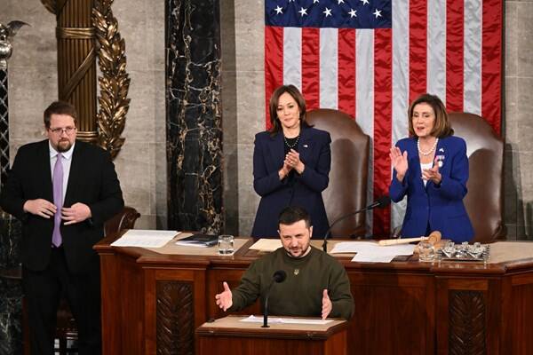 رجزخوانی زلنسکی علیه ایران برای جلب کمکهای تسلیحاتی