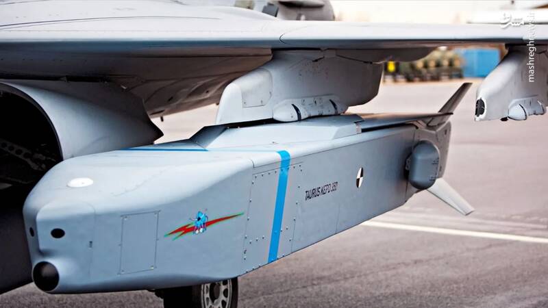 "پهپاد جواب پهپاد" در تقابل روسیه و اوکراین/ زلنسکی: روز و ساعت ضد حمله ما نهایی شده است/ احتمال ارسال موشکهای کروز دوربرد برای اوکراین توسط آلمان +فیلم و تصاویر