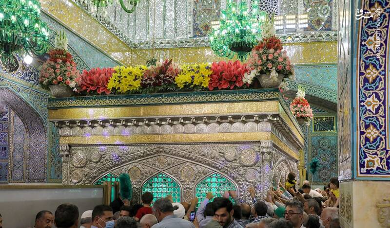 عکس/ گلآرایی ضریح رضوی با ۵۰۰ شاخه گل