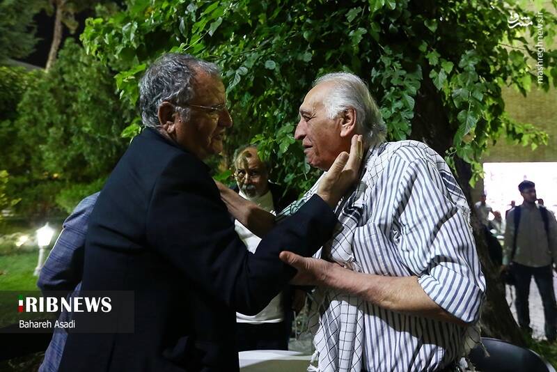 عکس / نخستین گردهمایی سینماگران انقلاب و دفاع مقدس 5