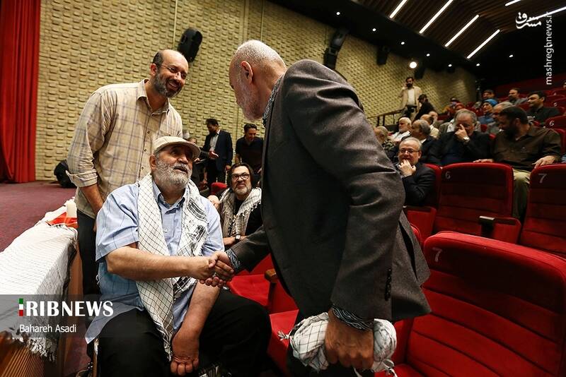 عکس / نخستین گردهمایی سینماگران انقلاب و دفاع مقدس 13