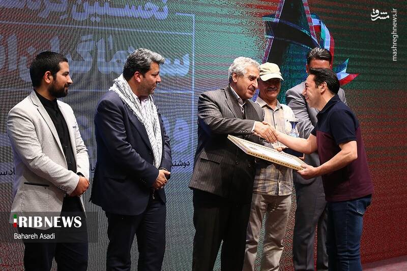 عکس / نخستین گردهمایی سینماگران انقلاب و دفاع مقدس 23