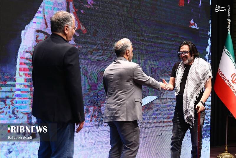 عکس / نخستین گردهمایی سینماگران انقلاب و دفاع مقدس 16