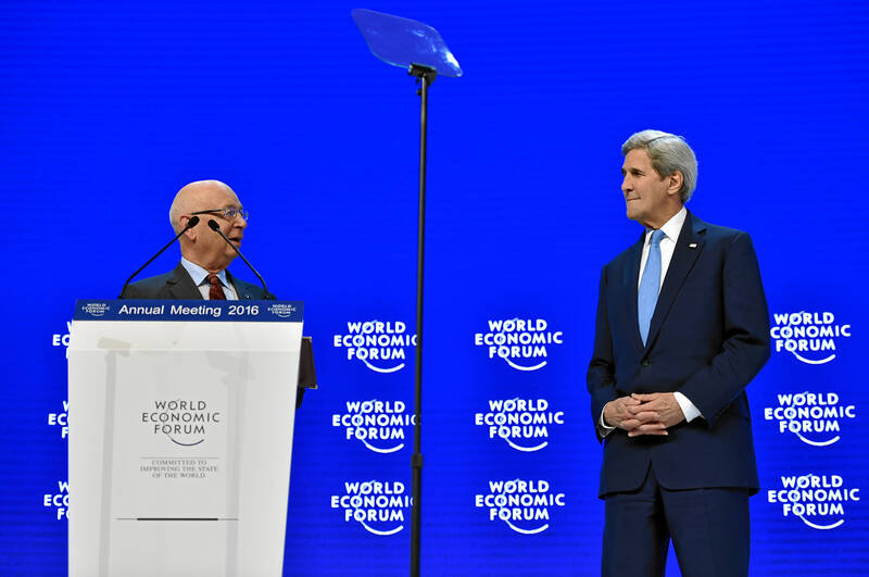 از عیسی کلانتری تا جان کری/ چرا «آنها» برای کشاورزی شمشیر کشیدهاند؟ / مردم باید کمتر غذا بخورند یا از حشرات استفاده کنند! +عکس و فیلم