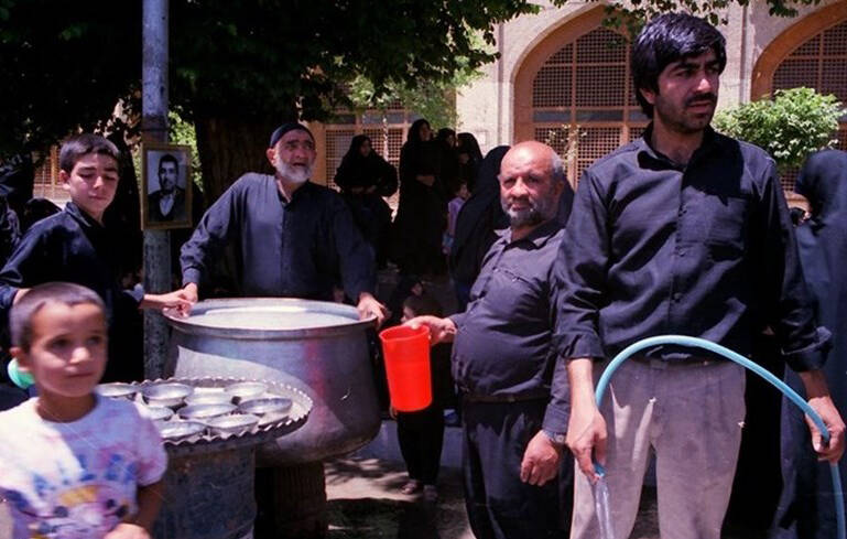 بازخوانی تصویری از مراسم رحلت امام خمینی(ره) در اصفهان- سال ۶۸