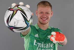 گرانترین دروازهبانان دنیا + عکس