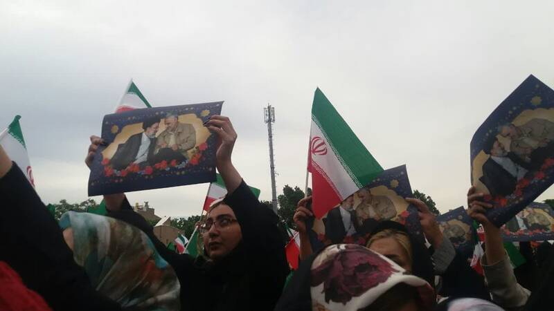 حضور امیدآفرین در میان جمهور