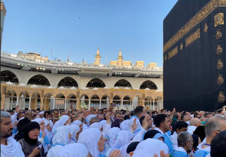 حضور بیش از ۲۵ هزار ایرانی در مکه +عکس