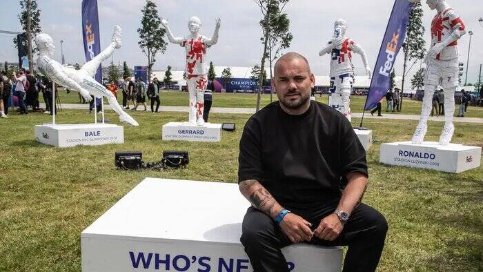 رونمایی از مجسمه اسطورهها قبل از فینال لیگ قهرمانان + عکس 3