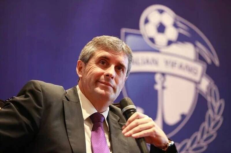 مربی ایرانی هیچ کمکی نمیتواند به استقلال بکند/ هیچکس به اندازه ساپینتو به تیم آسیب نرساند/ لوپز یعنی لپ لپ!