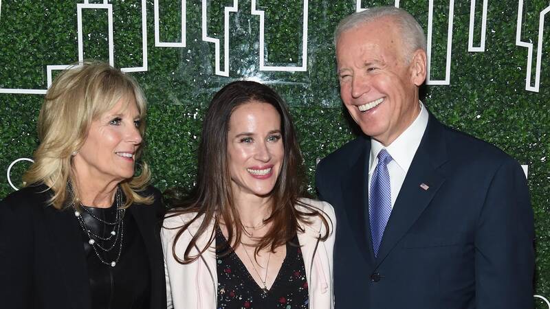 خانواده بایدن، غرق در فساد اخلاقی!+ عکس