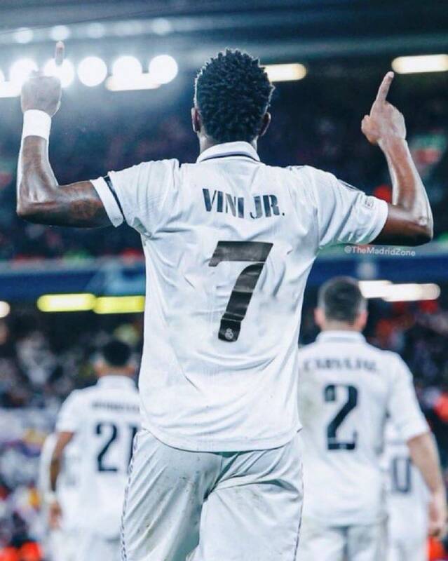 پیراهن رونالدو در رئال بر تن وینیسیوس +عکس