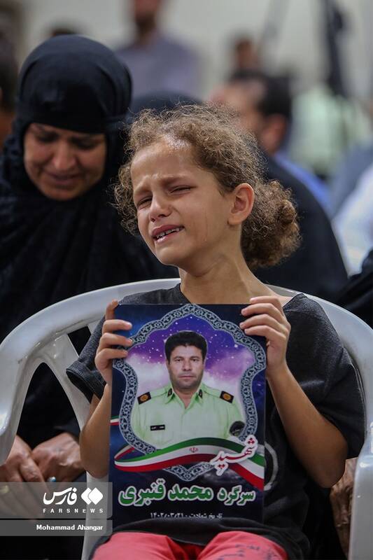 تشییع و وداع با پیکر شهید «محمد قنبری» در اهواز