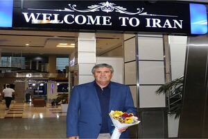 گزینه خارجی نیمکت استقلال وارد تهران شد