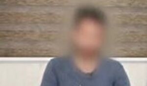 فیلم/دستگیری گردانندگان یک کانال معاند در مشهد توسط سازمان اطلاعات سپاه دستگیری گردانندگان یک کانال معاند در مشهد توسط سازمان اطلاعات سپاه