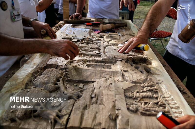 عکس/ هنر روی چوب در کرمانشاه