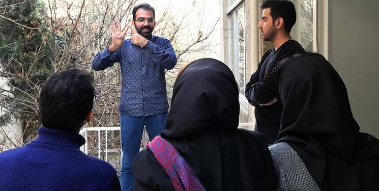 گزارشی از نگاه مردم درباره تفریح خانوادگی در این روزها/ پیادهروی و شنا یا بازیهای موبایلی کدام یک تفریح بهتری است؟