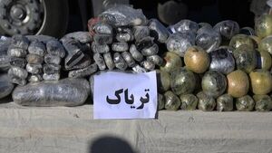 کشف 175 کیلوگرم تریاک از یک خودروی سواری در خرمآباد