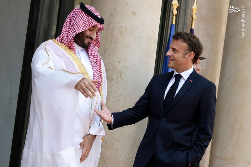 دیدار امانوئل ماکرون رئیس‌جمهور فرانسه با محمد بن سلمان ولیعهد عربستان سعودی در کاخ الیزه پاریس _ فرانسه