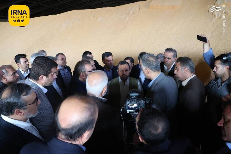 عکس/ بازدید وزیر اقتصاد از انبار گمرک بندر امام خمینی(ره)