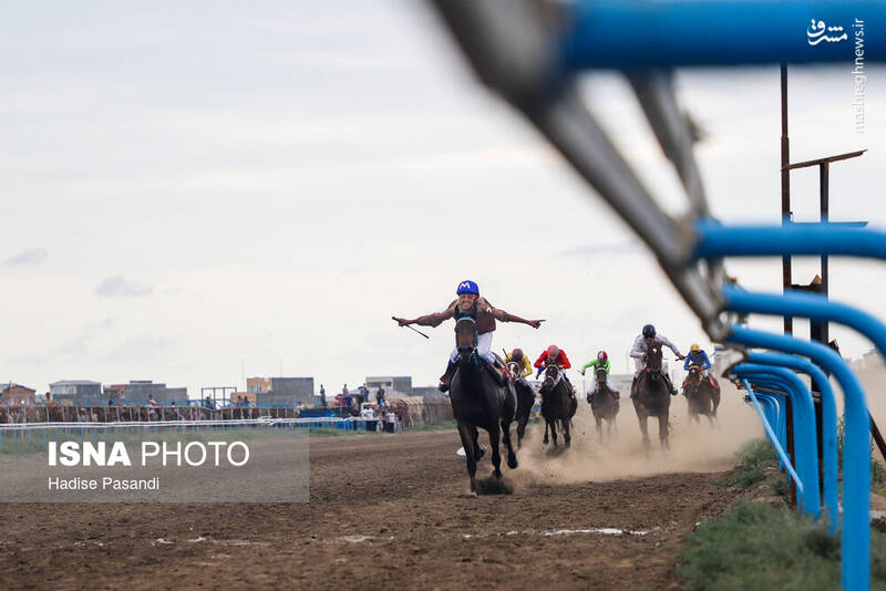 عکس/ کورس سوارکاری در بندرترکمن