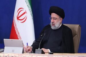 موفقیت صنعت هستهای با وجود تحریمها الگویی برای دیگر صنایع است