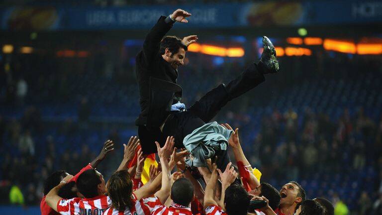 آشنایی با گزینه اسپانیایی استقلال 3