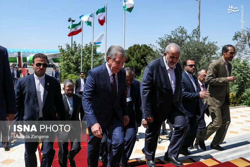 عکس/ ورود رئیسجمهور ازبکستان به تهران