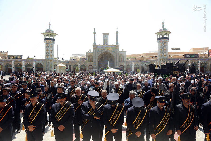 عکس/ دسته عزاداری خادمان حرم قم در روز شهادت ابن الرضا(ع)