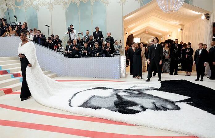 تبلیغ بردگی جنسی در بزرگترین رویداد مد و فشن دنیا+ عکس