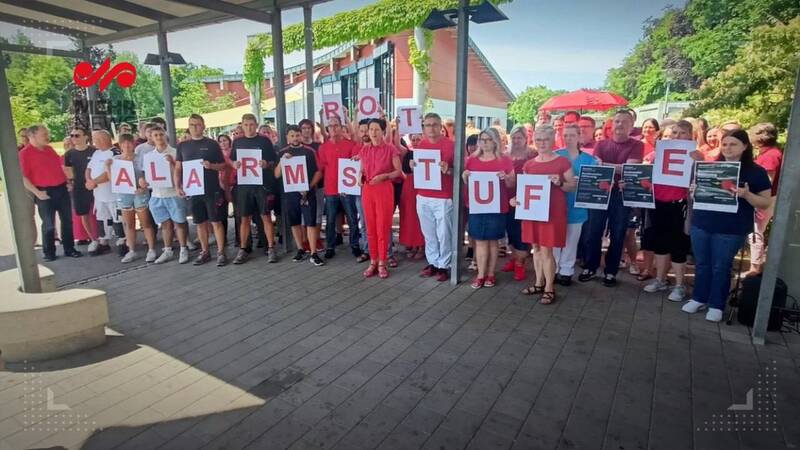 ادامه تظاهرات کارکنان معترض بیمارستانها در آلمان+ تصاویر