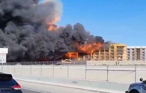 شعله‌های آتش در آپارتمان‌های لاس وگاس