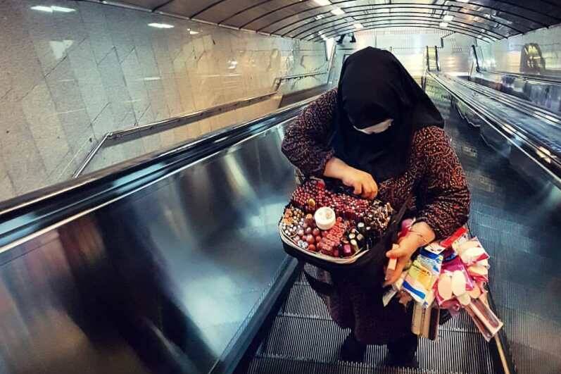 دو میلیارد دلار لوازم آرایش قاچاق روی صورت زنان ایرانی!