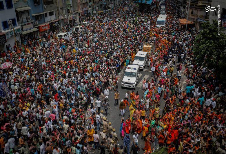 ازدحام جمعیت در راهپیمایی سالانه در احمدآباد _ هند