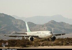 فرود اضطراری هواپیمای تاجیکستانی در کرمان/ دو خواهر دچار افت شدید فشار شدند