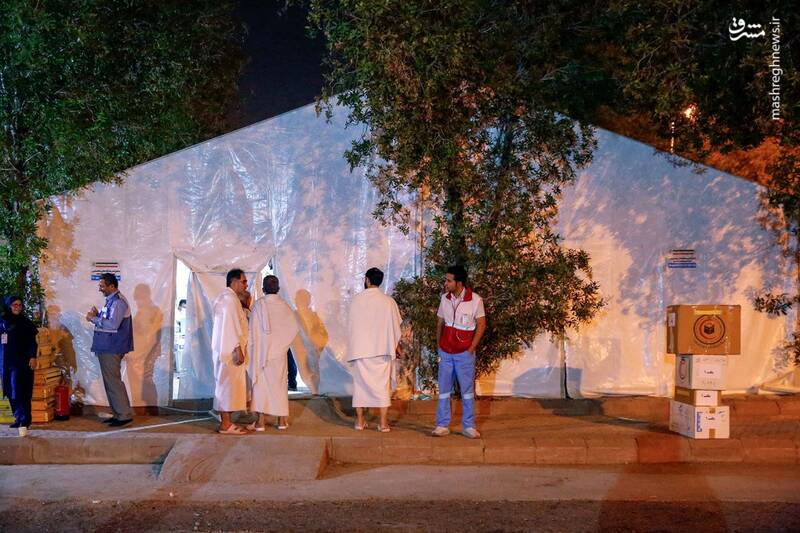 عکس/ بیمارستان صحرایی هلال احمر در صحرای عرفات