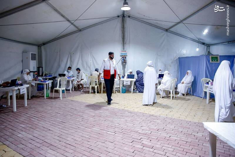 عکس/ بیمارستان صحرایی هلال احمر در صحرای عرفات