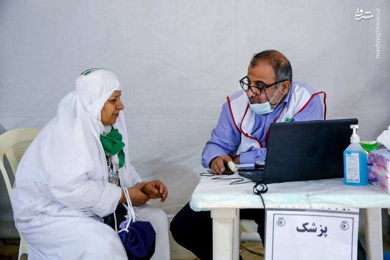 عکس/ بیمارستان صحرایی هلال احمر در صحرای عرفات