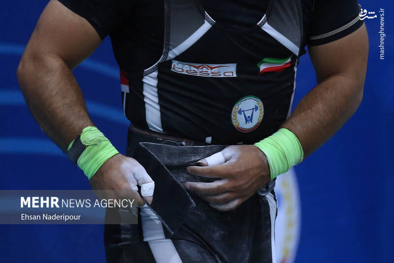 عکس / رکورد گیری تیم ملی وزنه برداری 11