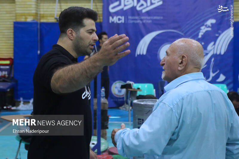 عکس / رکورد گیری تیم ملی وزنه برداری 13